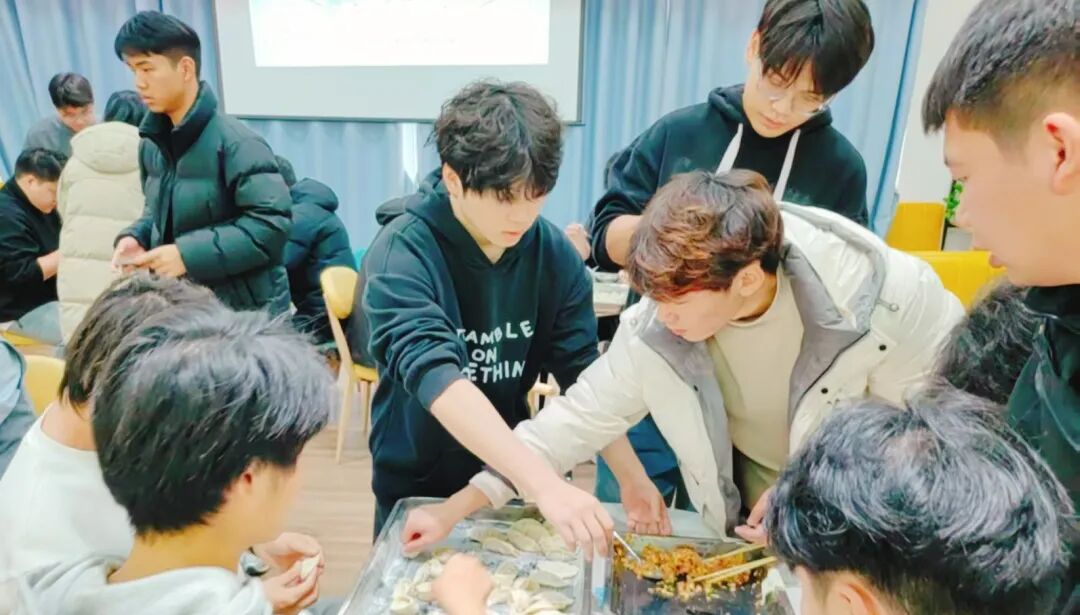 冬至守長(zhǎng)夜，筆鋒破重關(guān)！